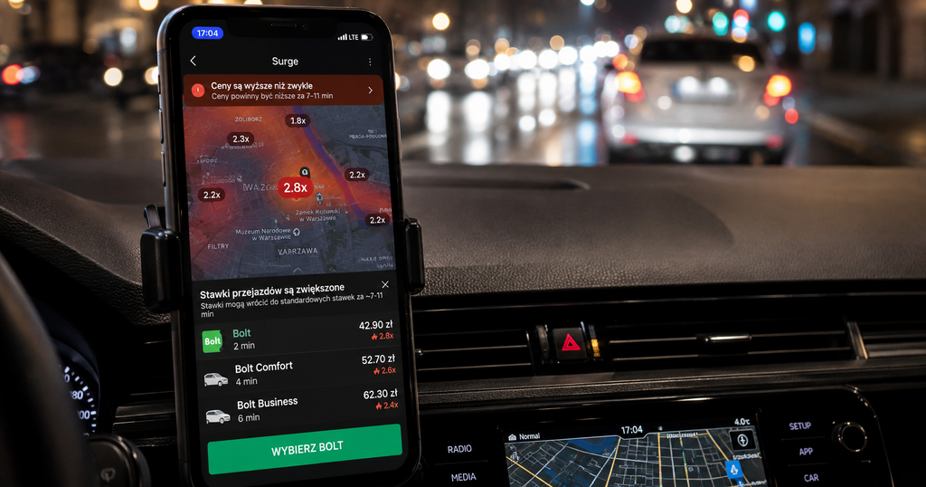 Stawki dynamiczne surge pricing na mapie aplikacji Uber Bolt